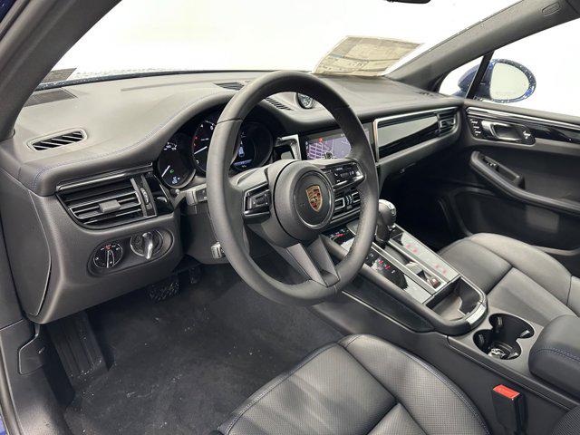 2025 Porsche Macan Macan