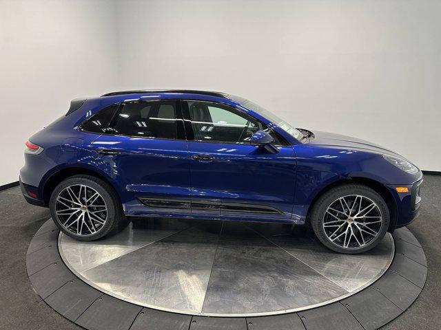 2025 Porsche Macan Macan