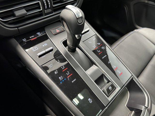 2025 Porsche Macan Macan