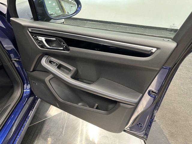 2025 Porsche Macan Macan