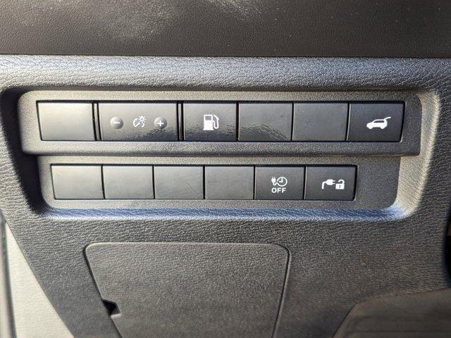 2025 Mitsubishi Outlander PHEV SE S-AWC