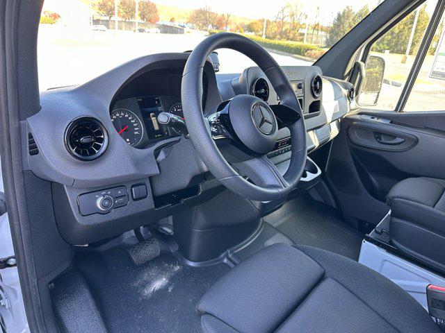 2025 Mercedes-Benz Sprinter 2500 High Roof 4-Cyl Diesel