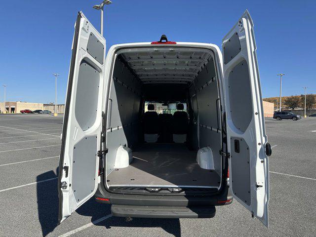 2025 Mercedes-Benz Sprinter 2500 High Roof 4-Cyl Diesel
