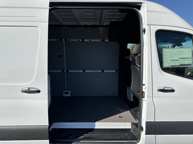 2025 Mercedes-Benz Sprinter 2500 High Roof 4-Cyl Diesel
