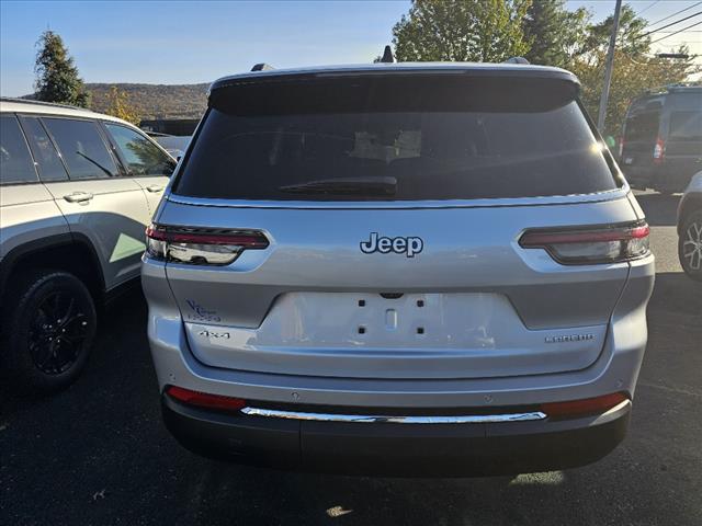 2025 Jeep Grand Cherokee L Laredo X 4x4