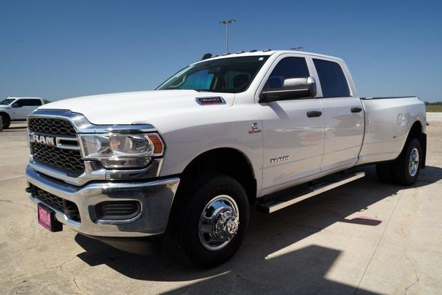 2019 RAM 3500 Tradesman Crew Cab 4x4 8 Box