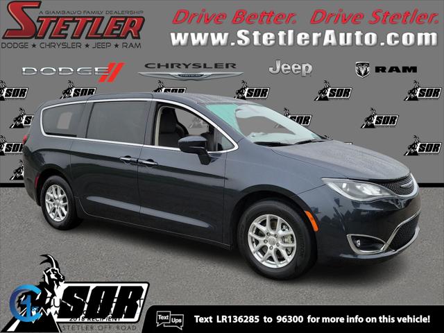 2020 Chrysler Pacifica Touring