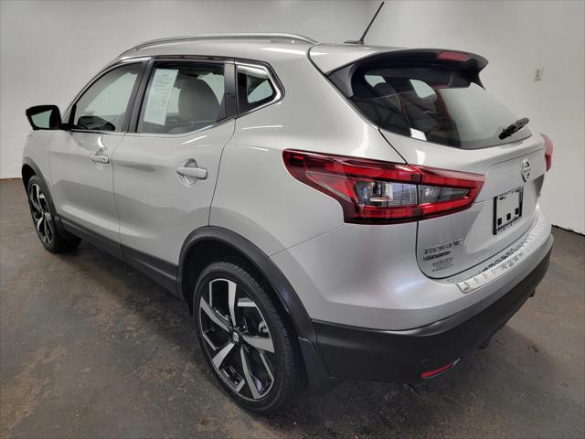 2022 Nissan Rogue Sport SL AWD Xtronic CVT