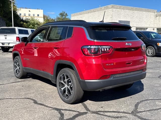 2024 Jeep Compass COMPASS LIMITED 4X4