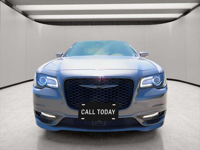 2022 Chrysler 300 Touring L AWD