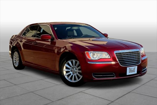 2012 Chrysler 300 TOUR