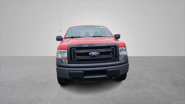 2014 Ford F-150 XL 4WD Reg Cab 126