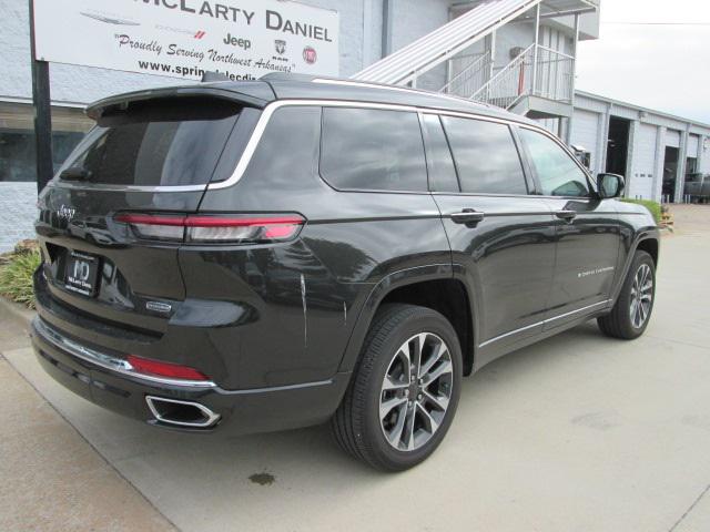 2023 Jeep Grand Cherokee L Overland 4x2