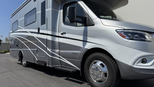 2023 Mercedes-Benz Sprinter 3500XD Chassis Standard Roof V6