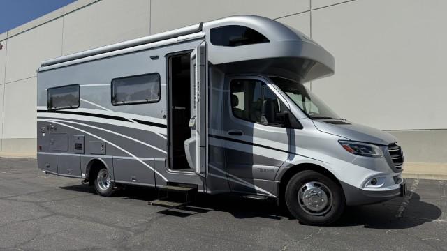 2023 Mercedes-Benz Sprinter 3500XD Chassis Standard Roof V6
