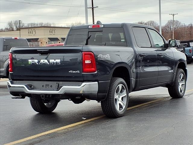 2025 RAM Ram 1500 RAM 1500 TRADESMAN CREW CAB 4X4 57 BOX