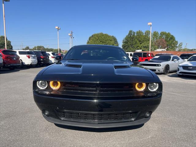 2023 Dodge Challenger SXT AWD