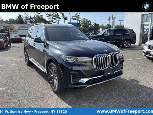 2022 BMW X7