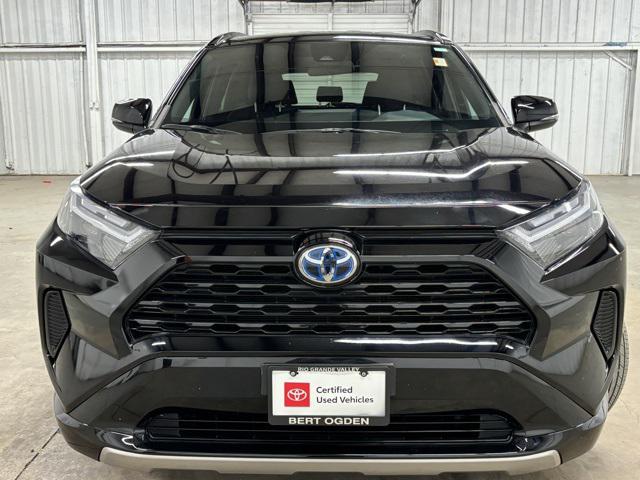 2022 Toyota RAV4 Hybrid SE