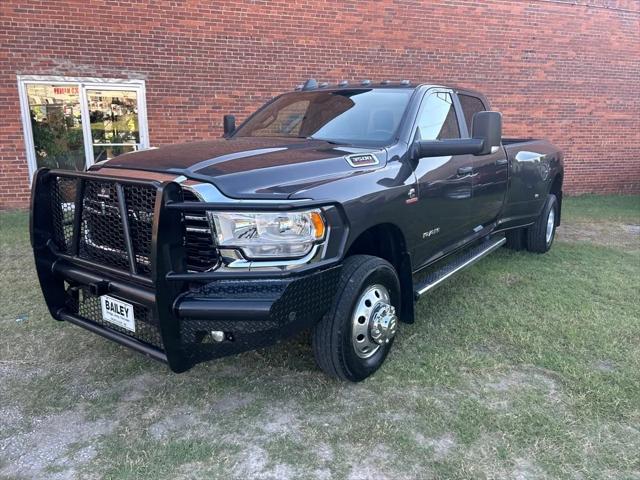 2022 RAM 3500 Big Horn Crew Cab 4x4 8 Box