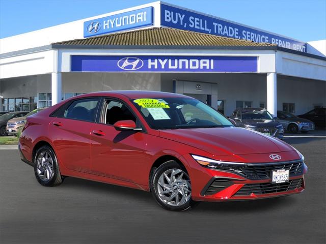 2024 Hyundai Elantra Hybrid