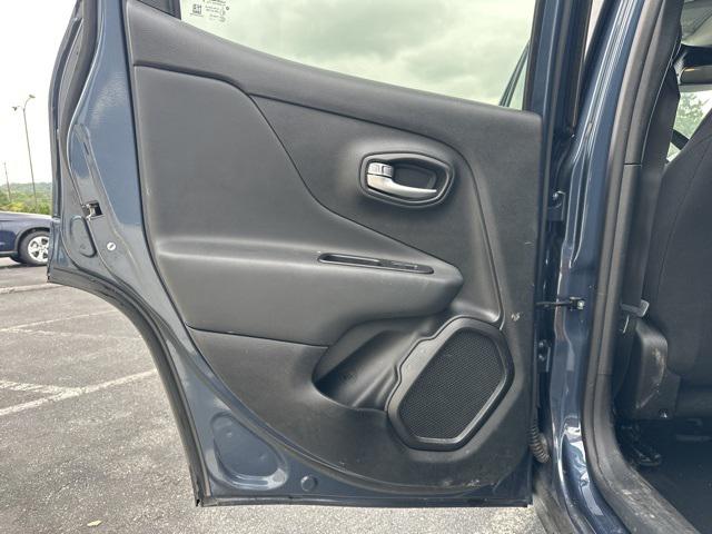 2023 Jeep Renegade Latitude 4x4