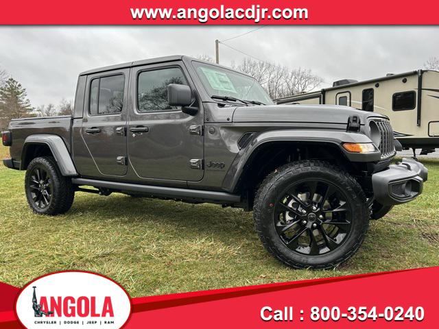2025 Jeep Gladiator GLADIATOR NIGHTHAWK 4X4