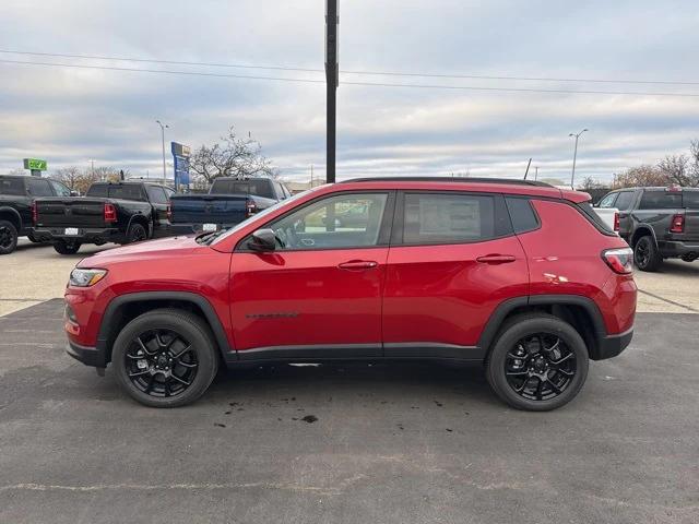 2025 Jeep Compass COMPASS LATITUDE 4X4