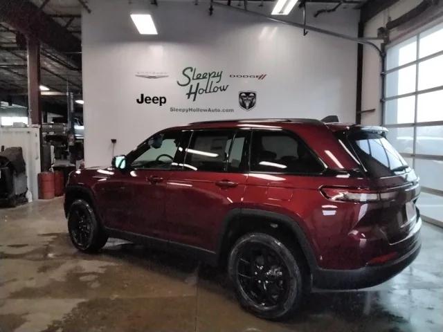 2025 Jeep Grand Cherokee GRAND CHEROKEE ALTITUDE 4X4