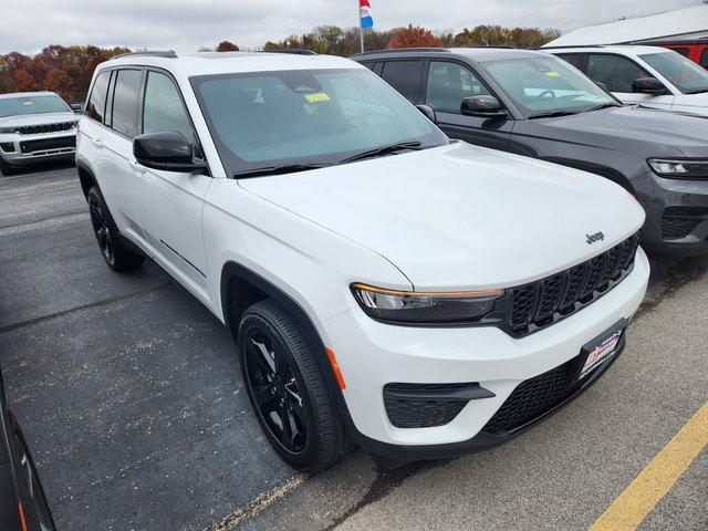 2025 Jeep Grand Cherokee GRAND CHEROKEE ALTITUDE X 4X4