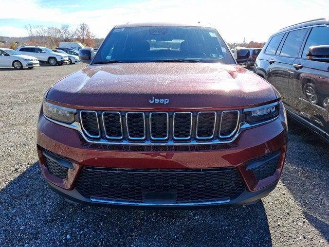 2025 Jeep Grand Cherokee GRAND CHEROKEE LAREDO X 4X4