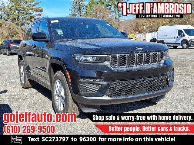 2025 Jeep Grand Cherokee GRAND CHEROKEE LAREDO X 4X4