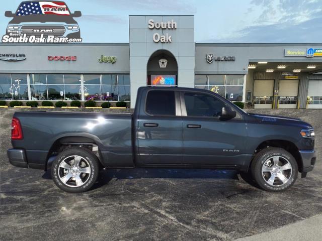 2025 RAM Ram 1500 RAM 1500 TRADESMAN QUAD CAB 4X4 64 BOX