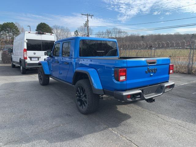 2025 Jeep Gladiator GLADIATOR NIGHTHAWK 4X4