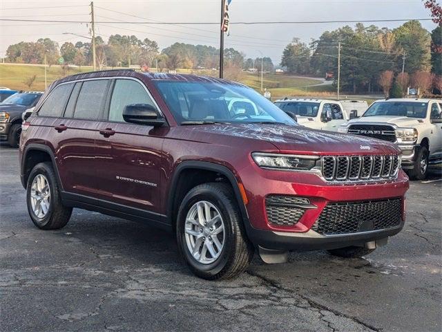 2025 Jeep Grand Cherokee GRAND CHEROKEE LAREDO X 4X4