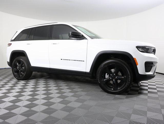 2025 Jeep Grand Cherokee GRAND CHEROKEE ALTITUDE X 4X4