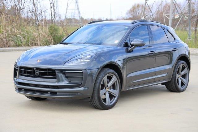 2022 Porsche Macan Base