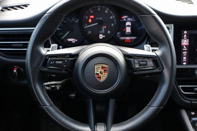 2022 Porsche Macan Base