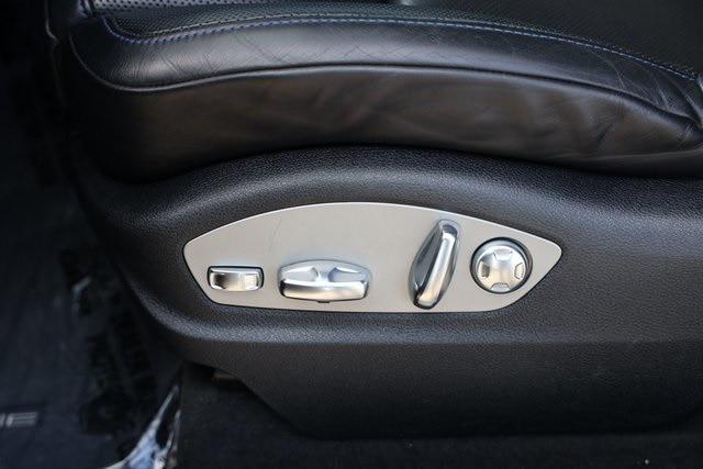 2022 Porsche Macan Base