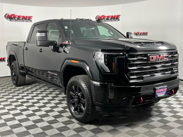 2024 GMC Sierra 2500HD 4WD Crew Cab Standard Bed AT4