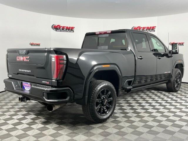 2024 GMC Sierra 2500HD 4WD Crew Cab Standard Bed AT4