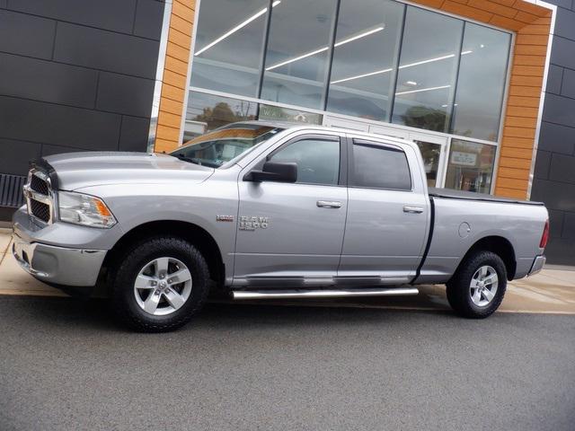 2019 RAM 1500 Classic SLT Crew Cab 4x4 64 Box