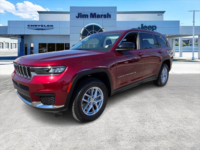 2023 Jeep Grand Cherokee L Laredo 4x2