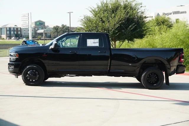 2024 RAM Ram 3500 RAM 3500 LARAMIE CREW CAB 4X4 8 BOX