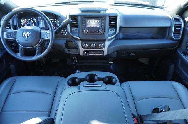 2024 RAM Ram 5500 Chassis Cab RAM 5500 TRADESMAN CHASSIS CREW CAB 4X4 84 CA