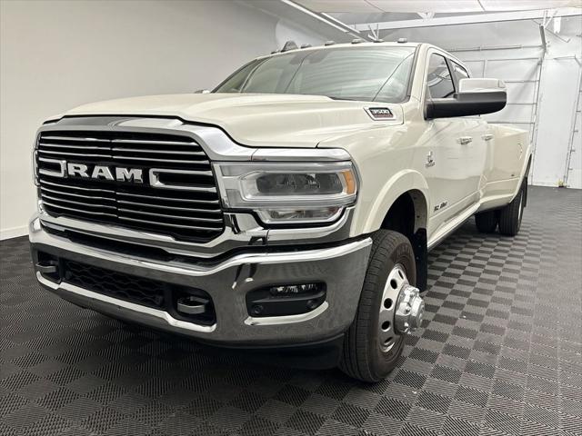 2022 RAM 3500 Laramie Crew Cab 4x4 8 Box