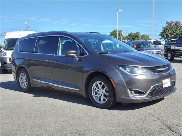 2020 Chrysler Pacifica Touring L