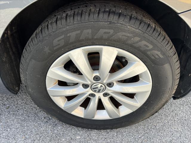 2016 Volkswagen Beetle 1.8T Fleet Edition
