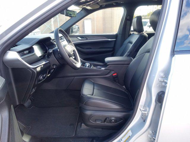 2025 Jeep Grand Cherokee L Limited 4x4