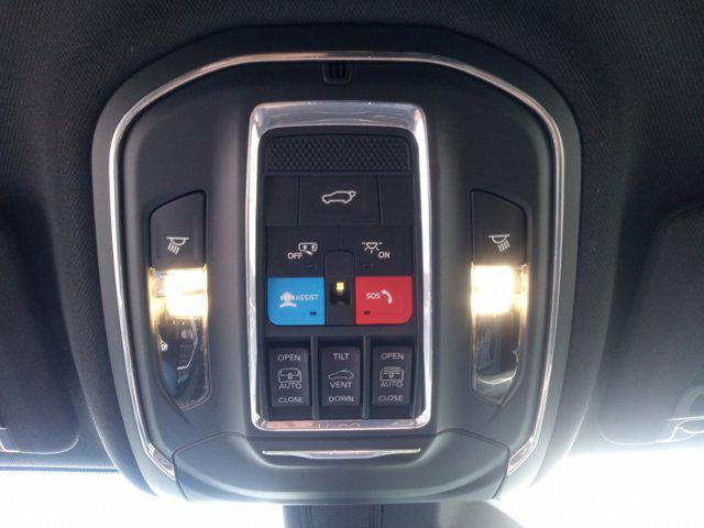 2025 Jeep Grand Cherokee L Limited 4x4